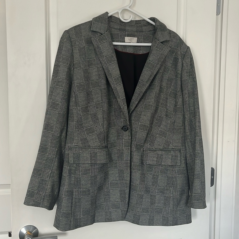 LOFT Plus blazer